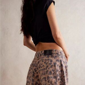 Free people animal print size 27 long !!!